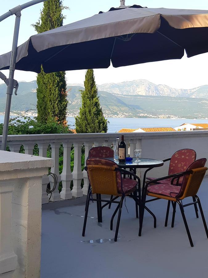 Apartments Ceca Tivat Exteriér fotografie