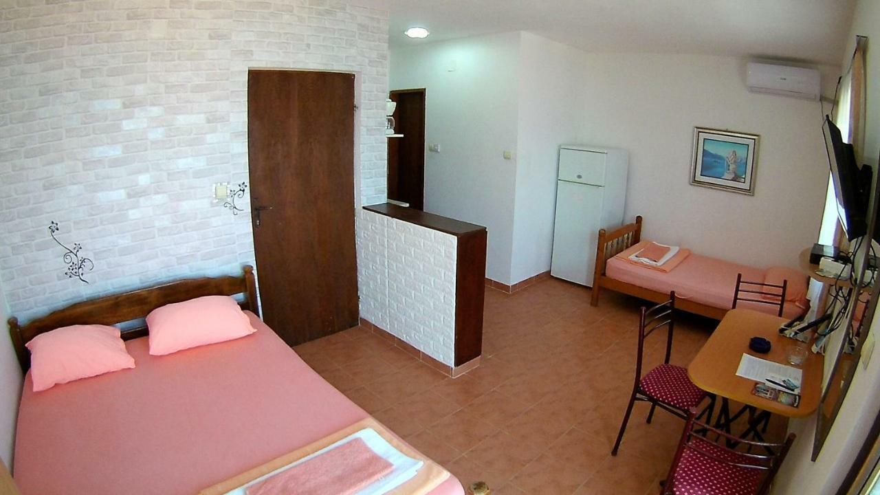 Apartments Ceca Tivat Exteriér fotografie